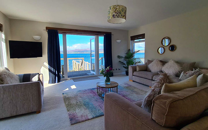 The Boathouse is a luxury self catering accommodation with sea views on the stunnig Isle of Skye