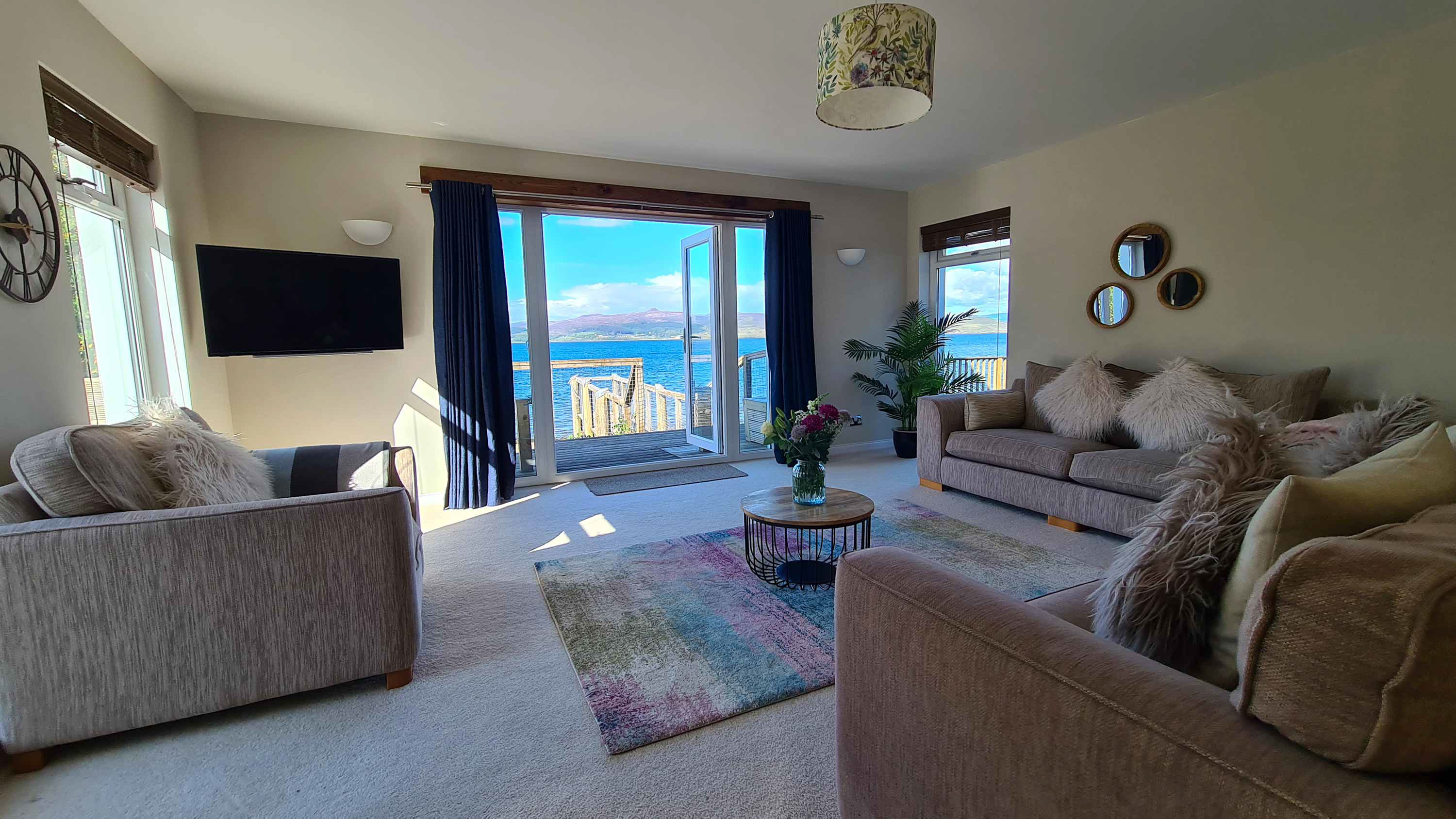 The Boathouse luxury self catering accommodation offers sea views to our guests from the property living room